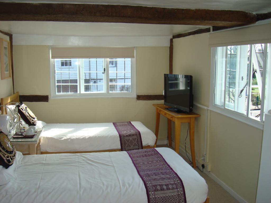 Little Dane Court Bed & Breakfast Tenterden Exterior photo